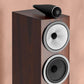 Bowers & Wilkins 703 S3 Standlautsprecher (Paar) – in Mocha, Detail mit Hochtöner und Mitteltöner