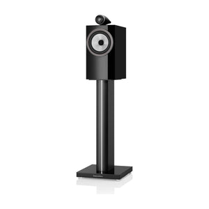 Bowers & Wilkins 705 S3 Regallautsprecher (Paar) in Schwarz Hochglanz, Frontansicht auf Ständer (Ständer nicht im Lieferumfang)