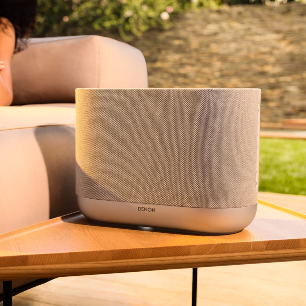 Denon Home 400 Wireless Lautsprecher – Ambiente