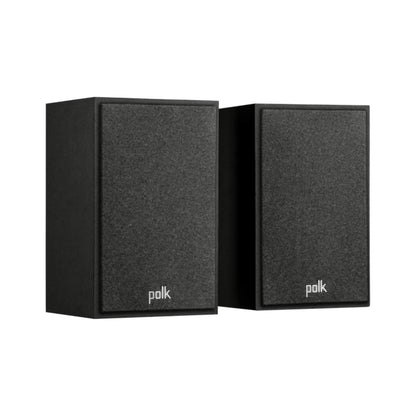 Polk Monitor XT15 Regallautsprecher (Paar) in Schwarz, schräg von vorn mit Abdeckung