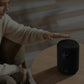 WiiM Sound Smart Speaker in Schwarz im Wohnraum